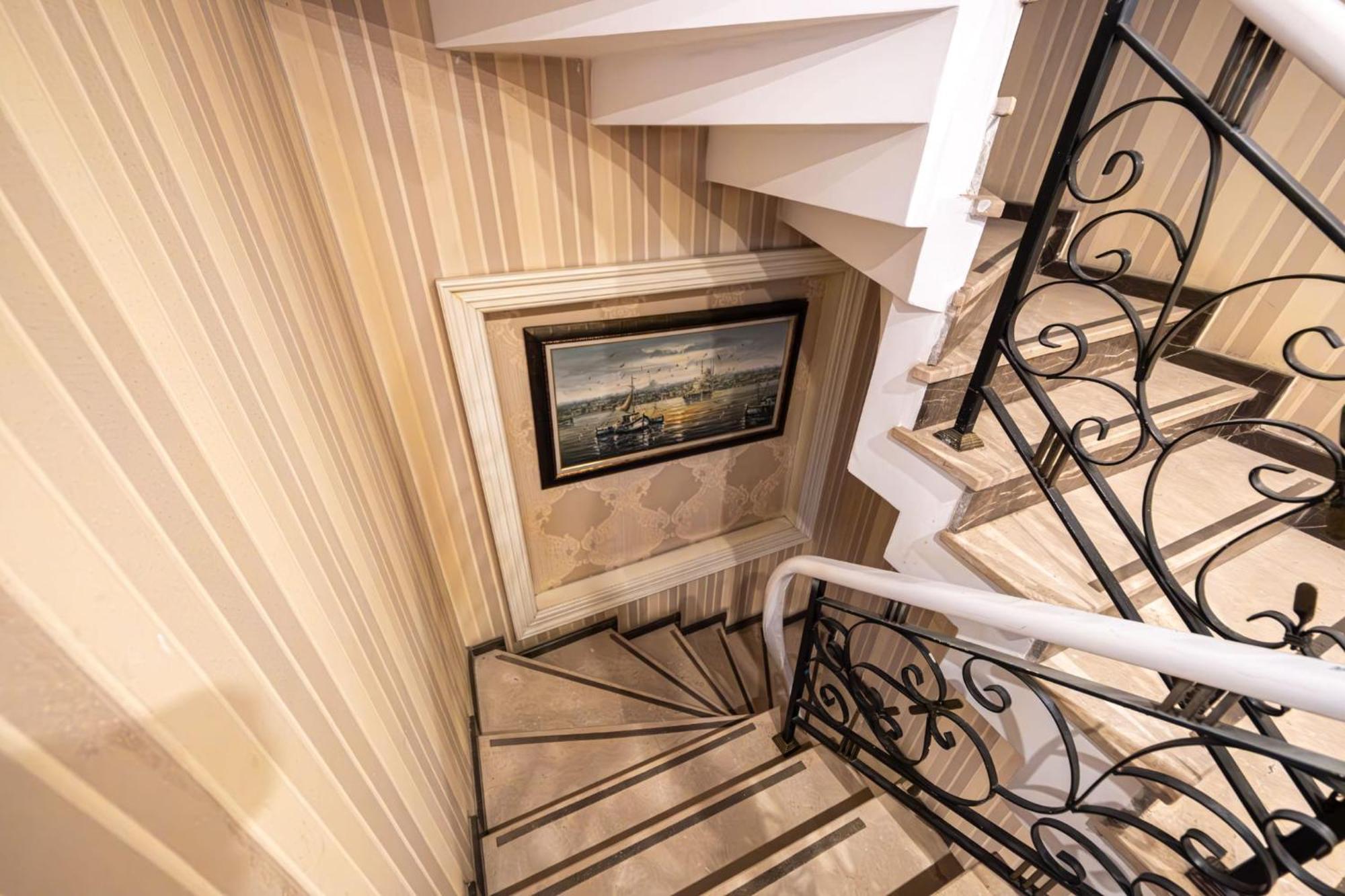 Myy Boutique Hotel Истанбул Екстериор снимка
