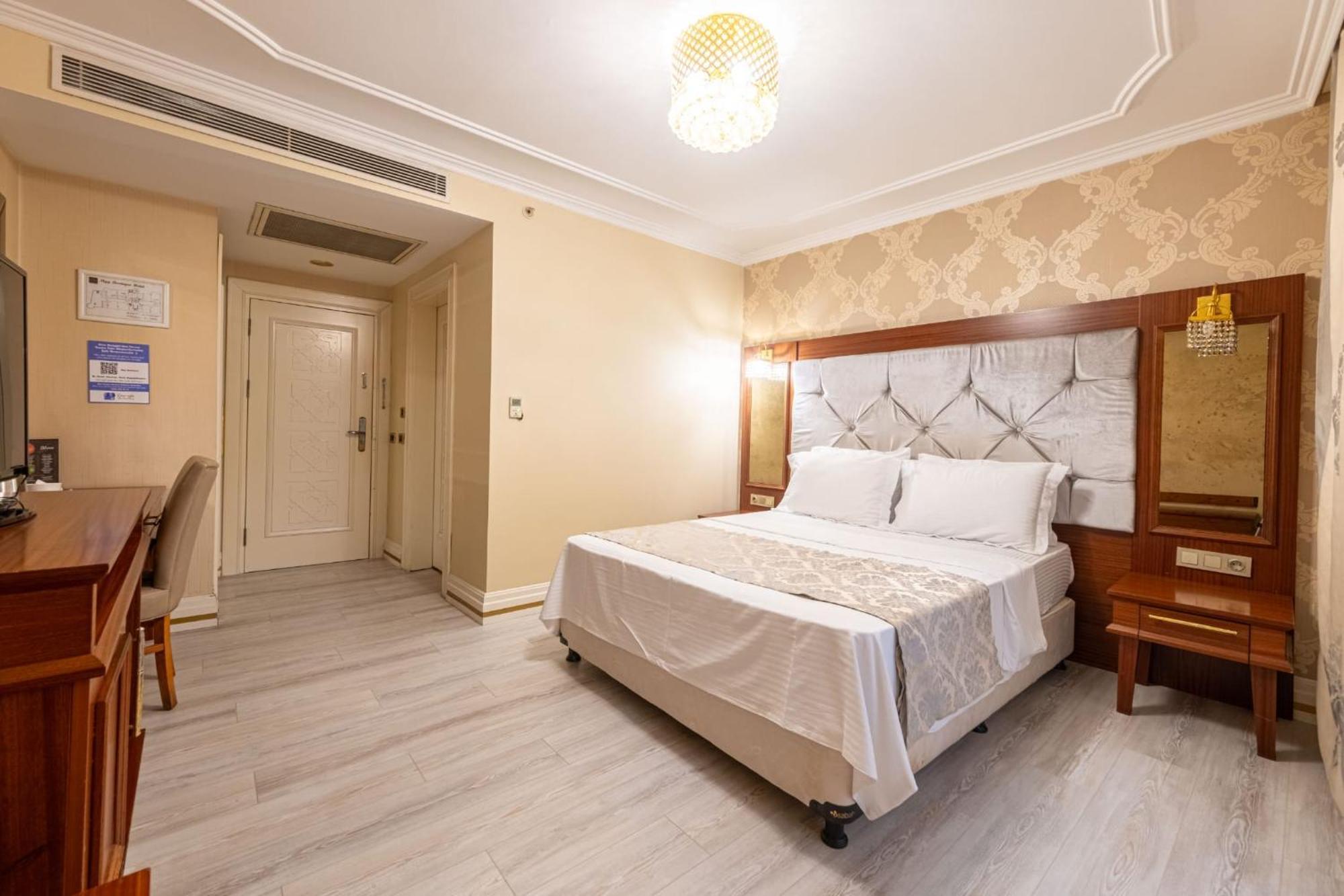 Myy Boutique Hotel Истанбул Екстериор снимка
