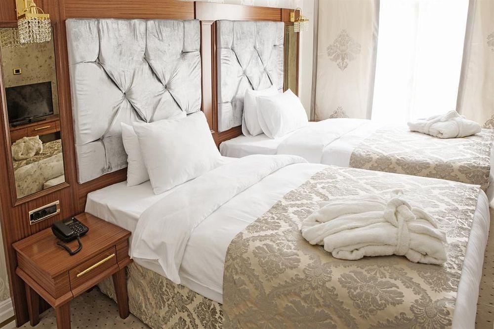 Myy Boutique Hotel Истанбул Екстериор снимка